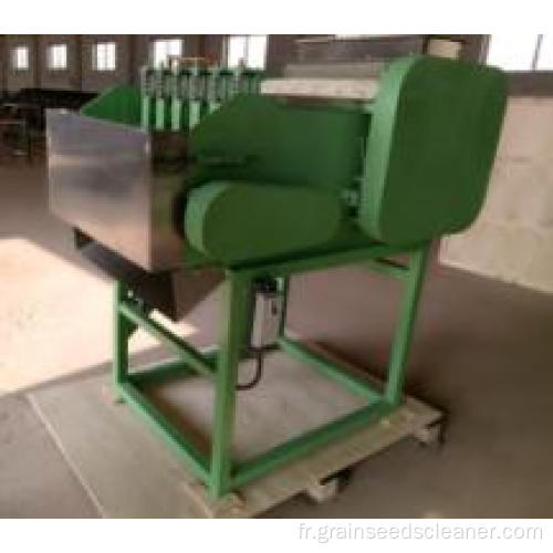 Machine de nettoyage et de traitement des noix de cajou